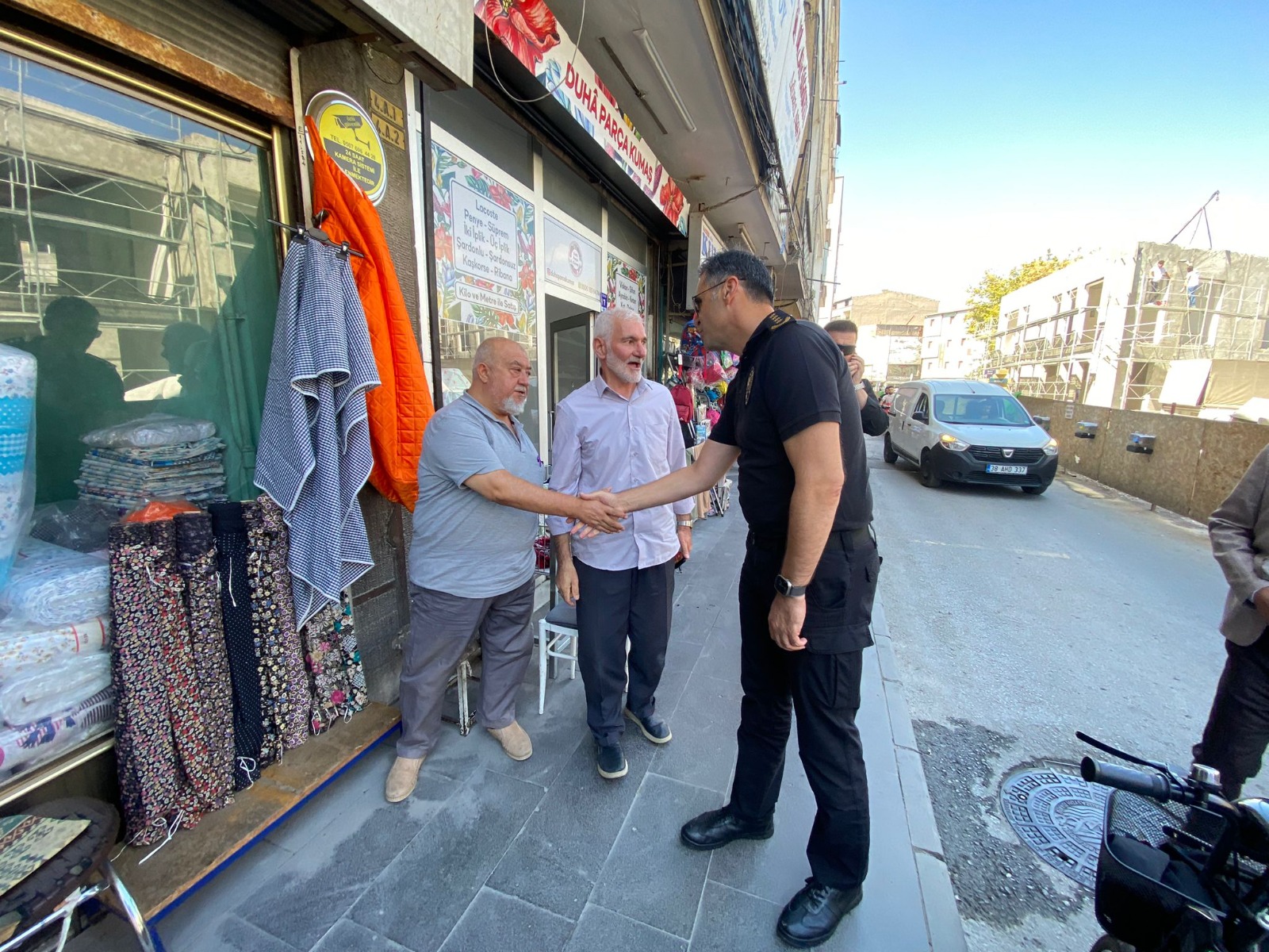 İl Emniyet Müdürü Aydın, esnaflarla bir araya geldi